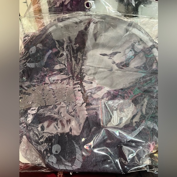 Cheshire Cat Bed Canopy - NEW - Picture 2 of 4